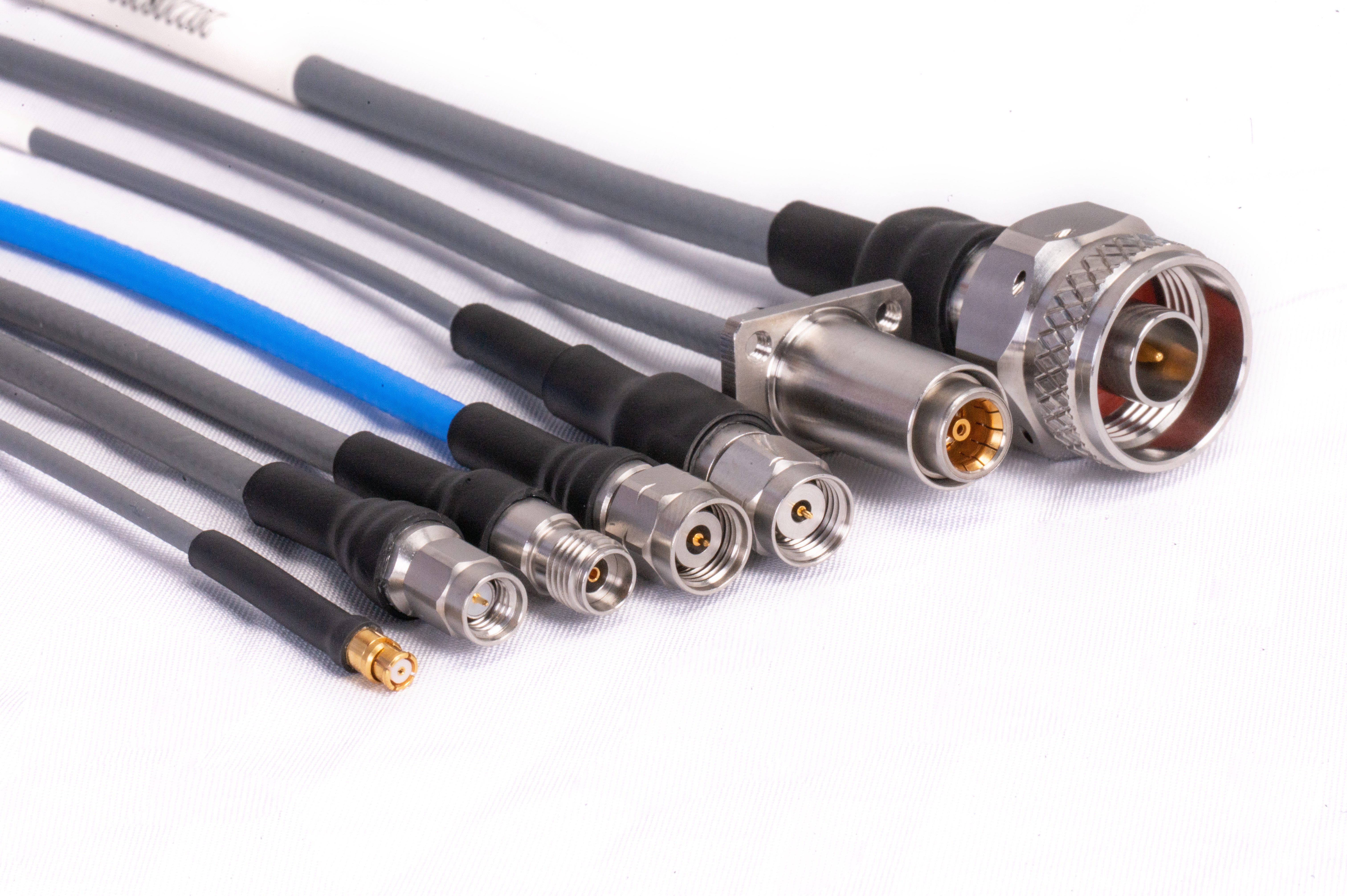 高性能柔软射频电缆组件