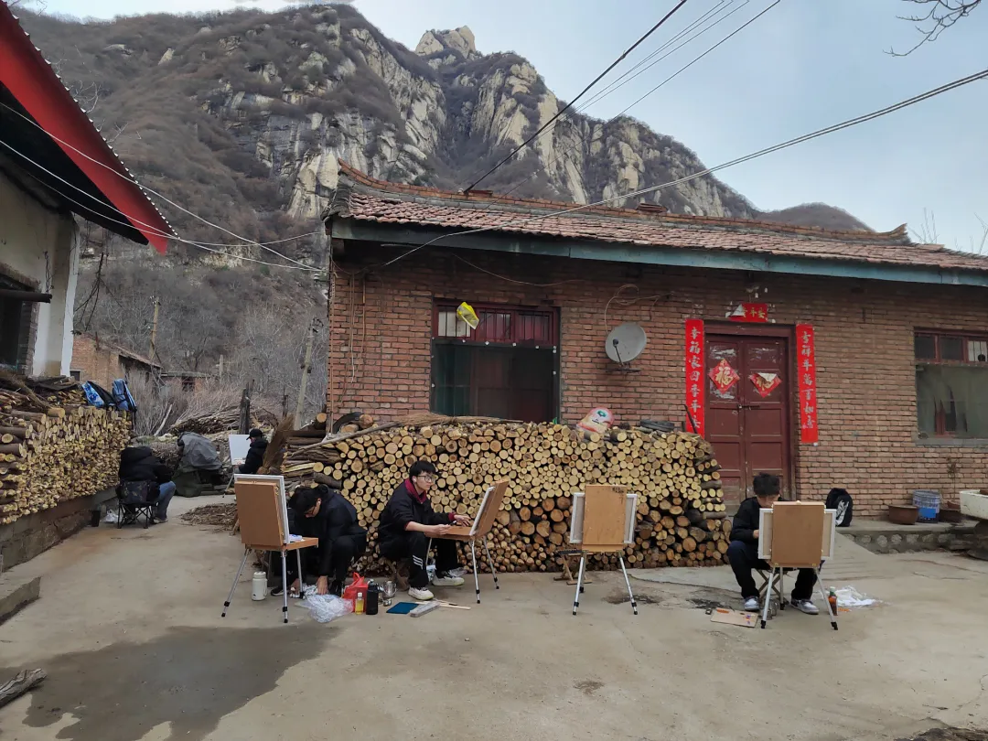 渭南师范学院华山基地写生活动完美落幕